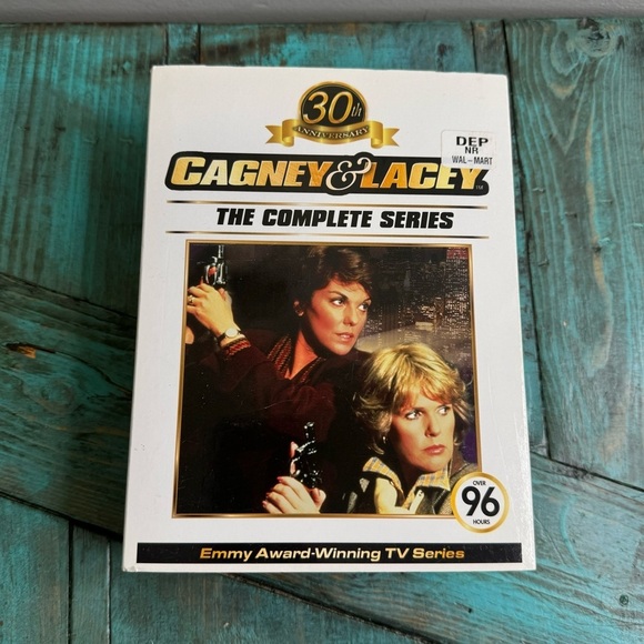 Cagney and Lacey The Complete Series Dvd Collection 30th Anniversary Brand New - Picture 2 of 5